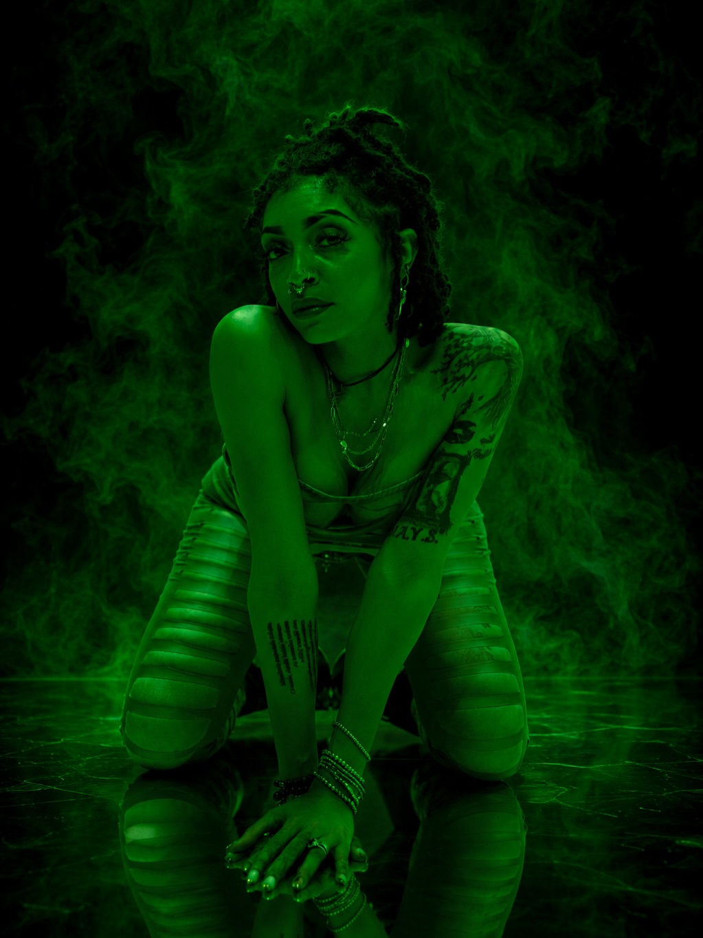 Photo by Eric 📸 on May 18, 2026. May be an image of one or more people, makeup and text.